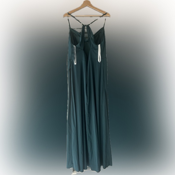 Azazie Deep Green Fabric - Picture 2 of 5